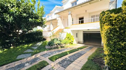 Foto 4 de Casa adosada de lloguer a Carrer Migjorn, Teià, Barcelona