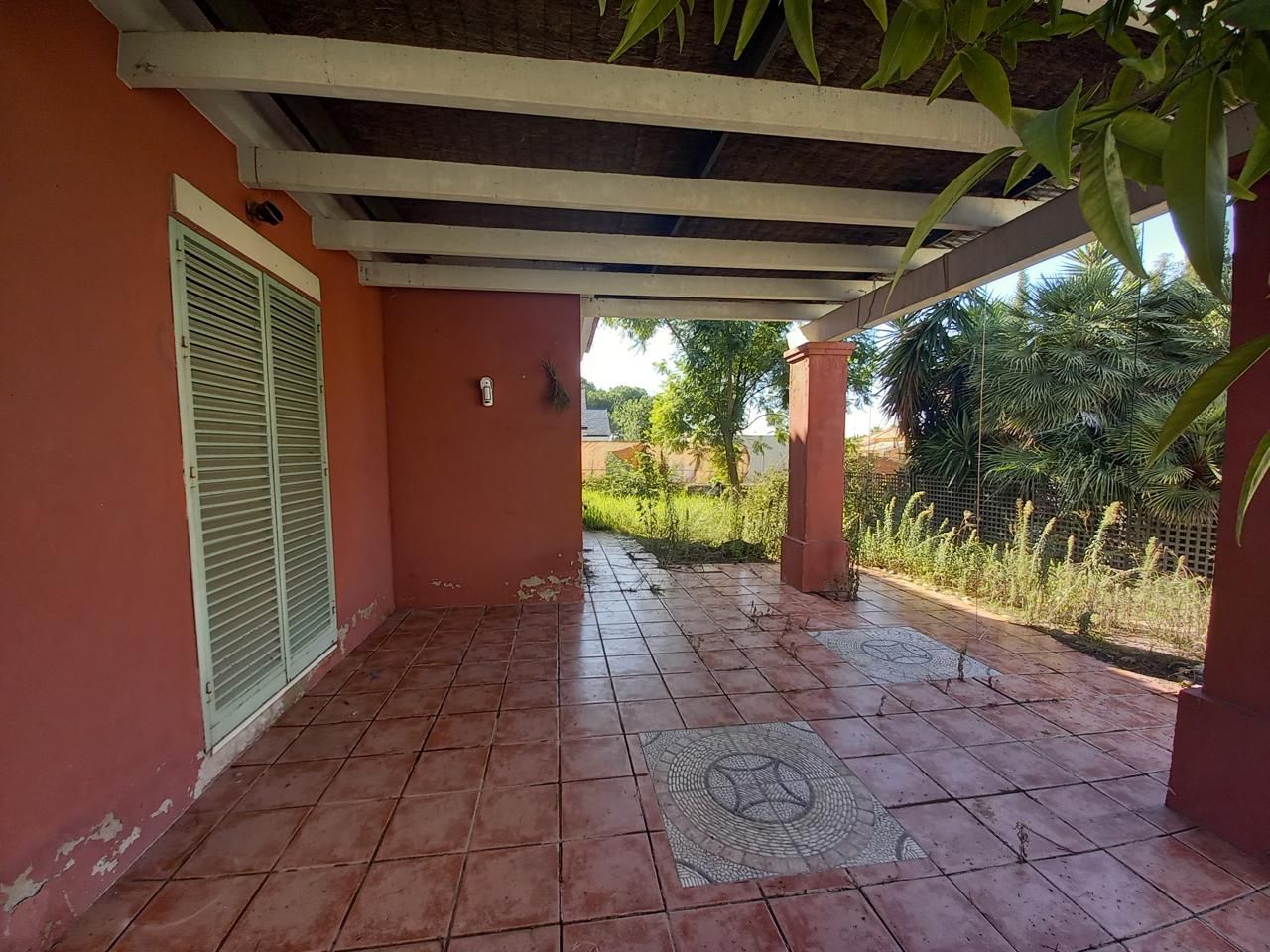 Terrassa de Casa o xalet en venda en Bollullos de la Mitación amb Jardí privat i Piscina