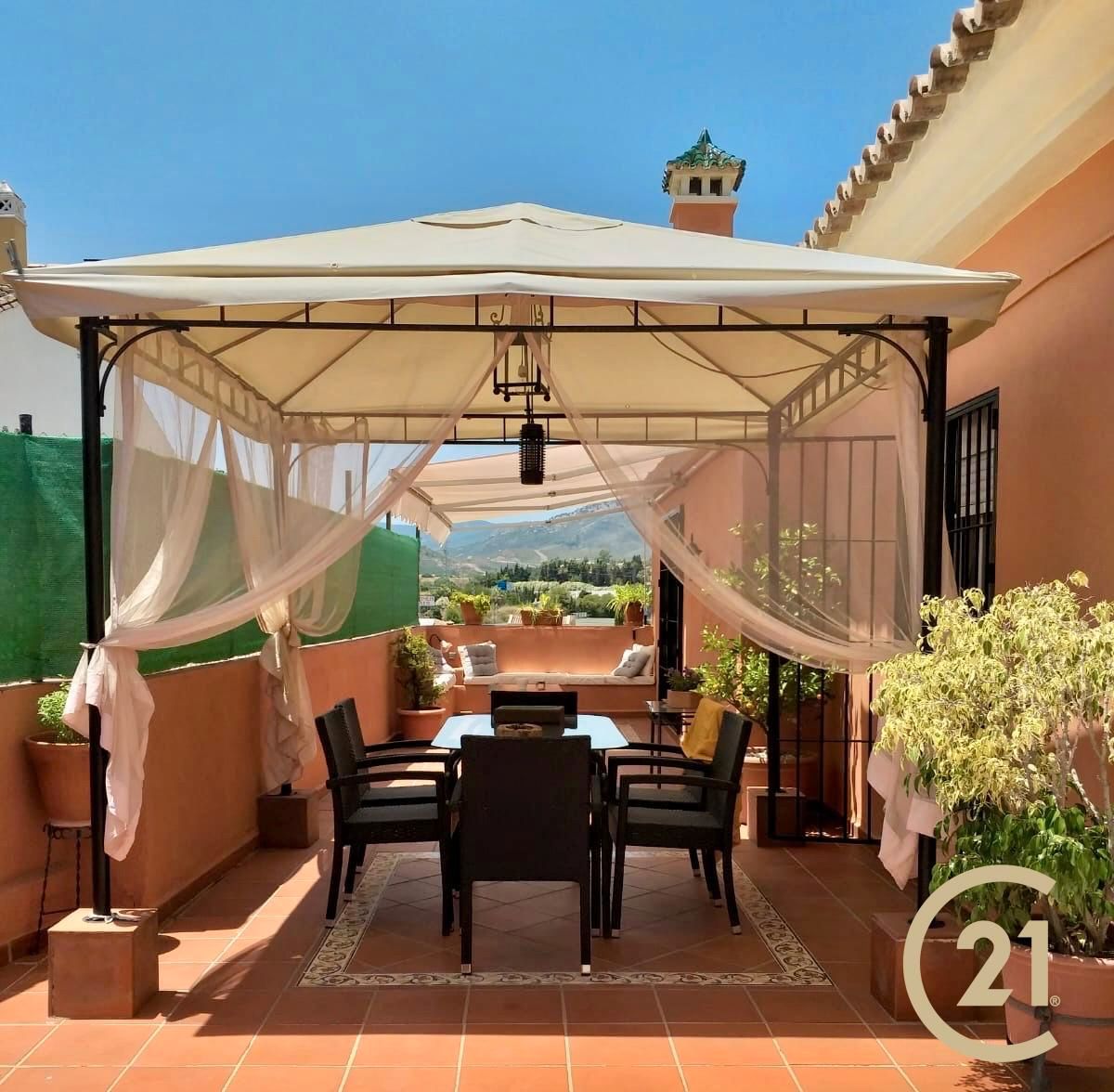 Terrace of House or chalet for sale in Marbella  with Air Conditioner, Terrace and Storage room