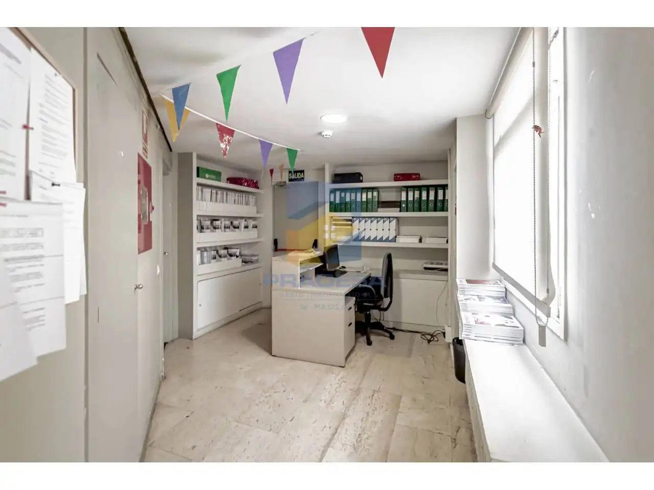 Office for sale in Madrid  with Air Conditioner and Alarm