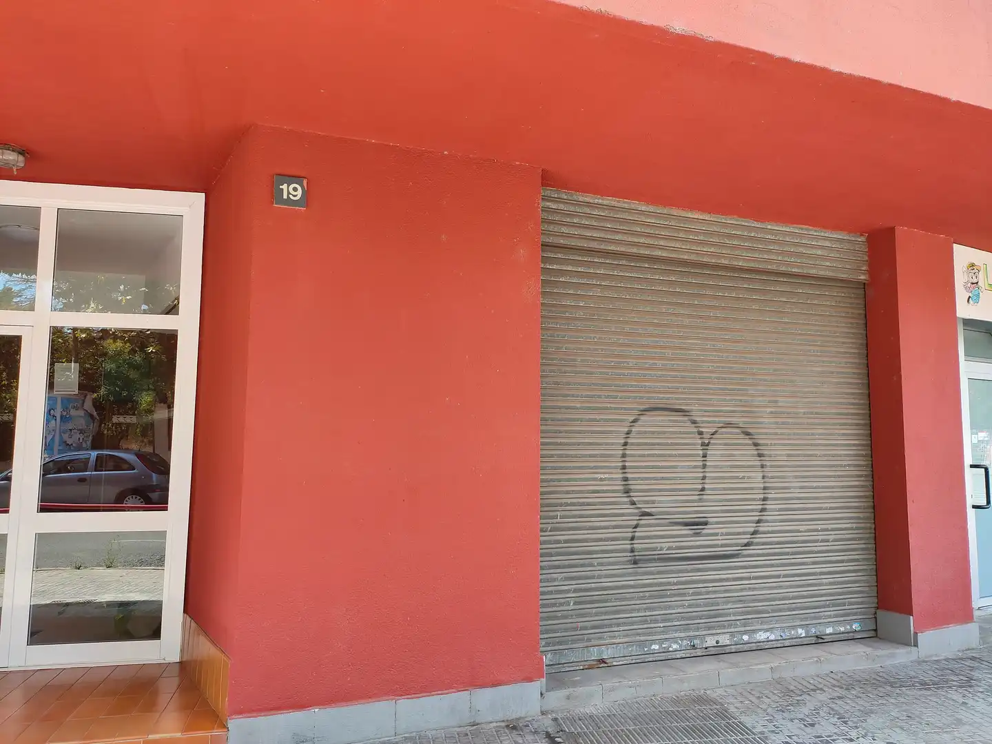 Local comercial de lloguer a Avinguda del Parc 19
