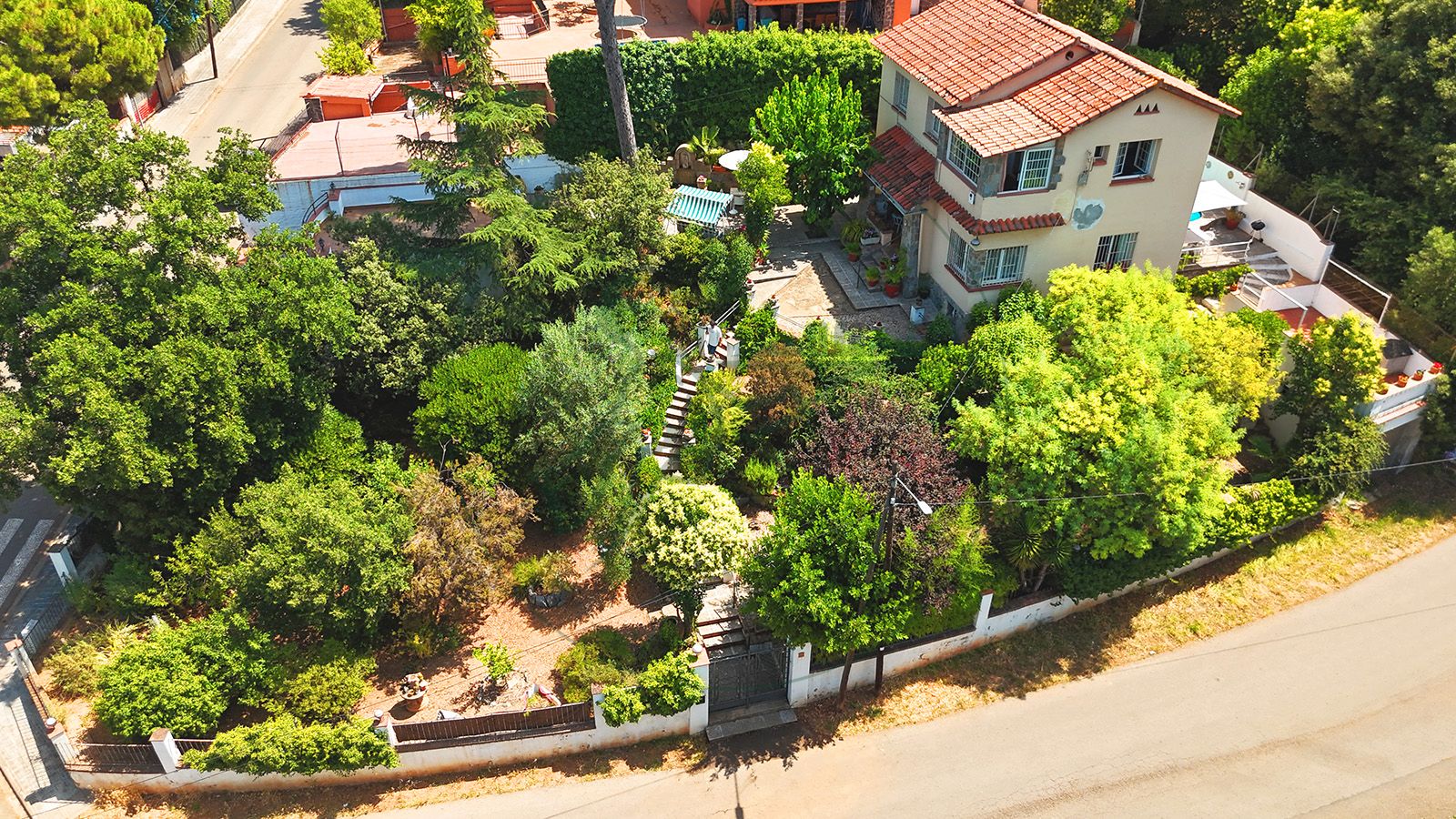 Jardí de Casa o xalet en venda en Sant Cugat del Vallès amb Calefacció, Jardí privat i Parquet