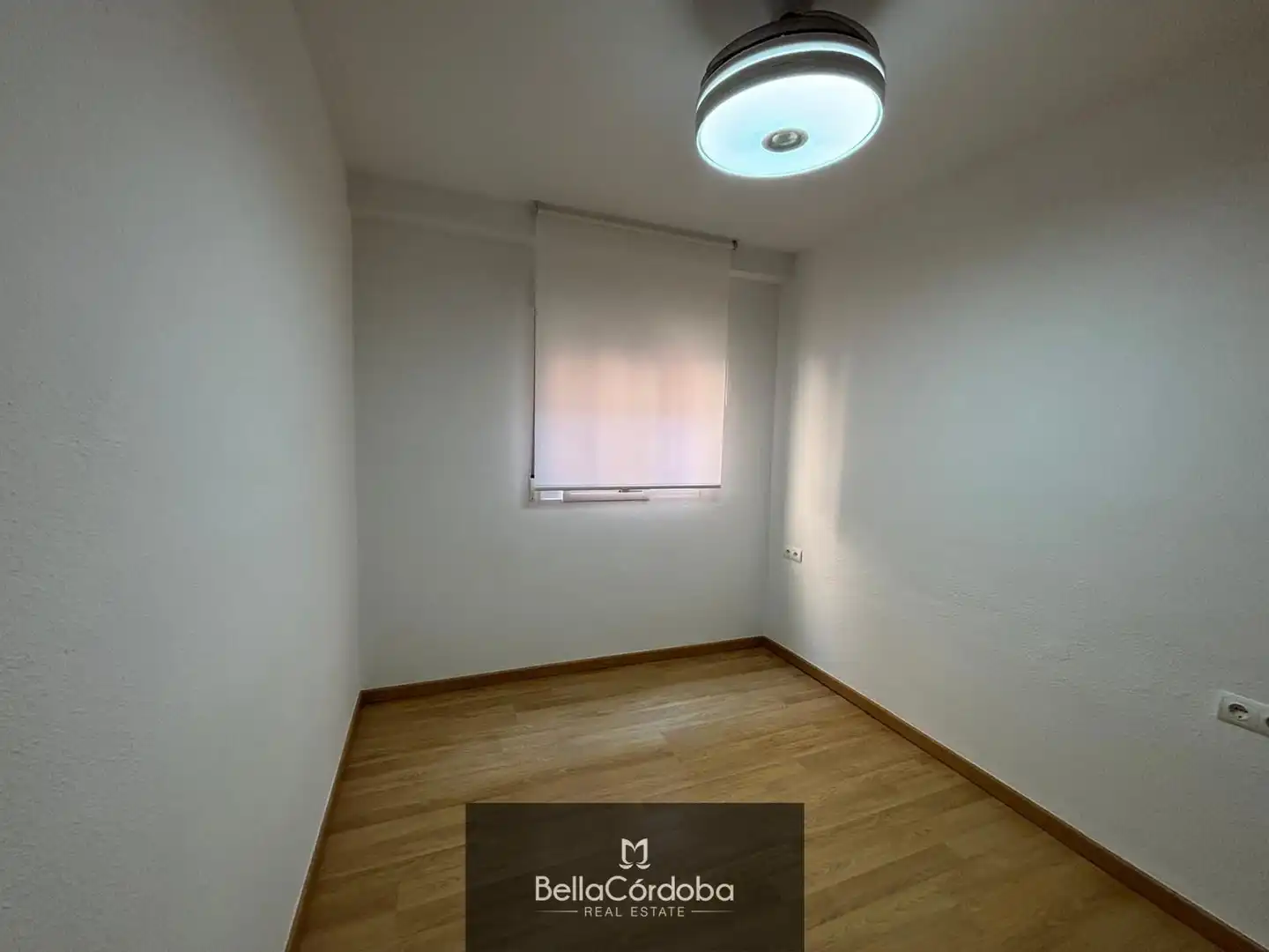 Schlafzimmer von Wohnung zur Miete in Córdoba mit Klimaanlage, Heizung und Terrasse