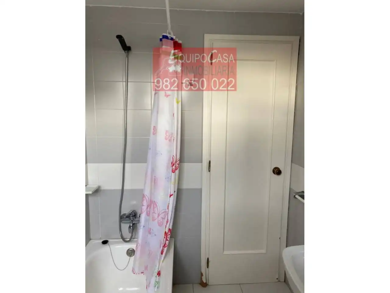 Badezimmer von Maisonette zur Miete in O Grove   mit Terrasse, Möbliert und Balkon