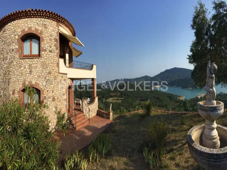 Finca rústica en venta en Darnius con Aire acondicionado, Calefacción y Jardín privado