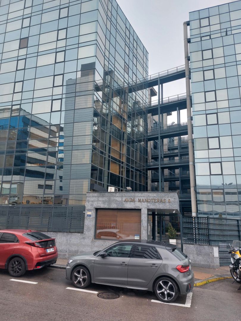 Vista exterior de Dúplex en venda en  Madrid Capital