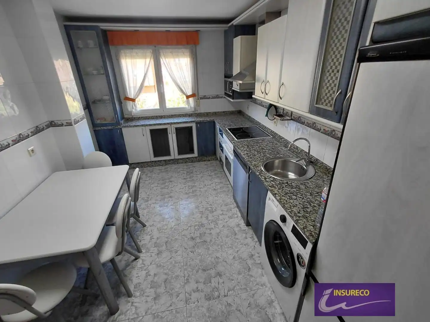 Küche von Wohnung zur Miete in León Capital  mit Heizung, Terrasse und Abstellraum
