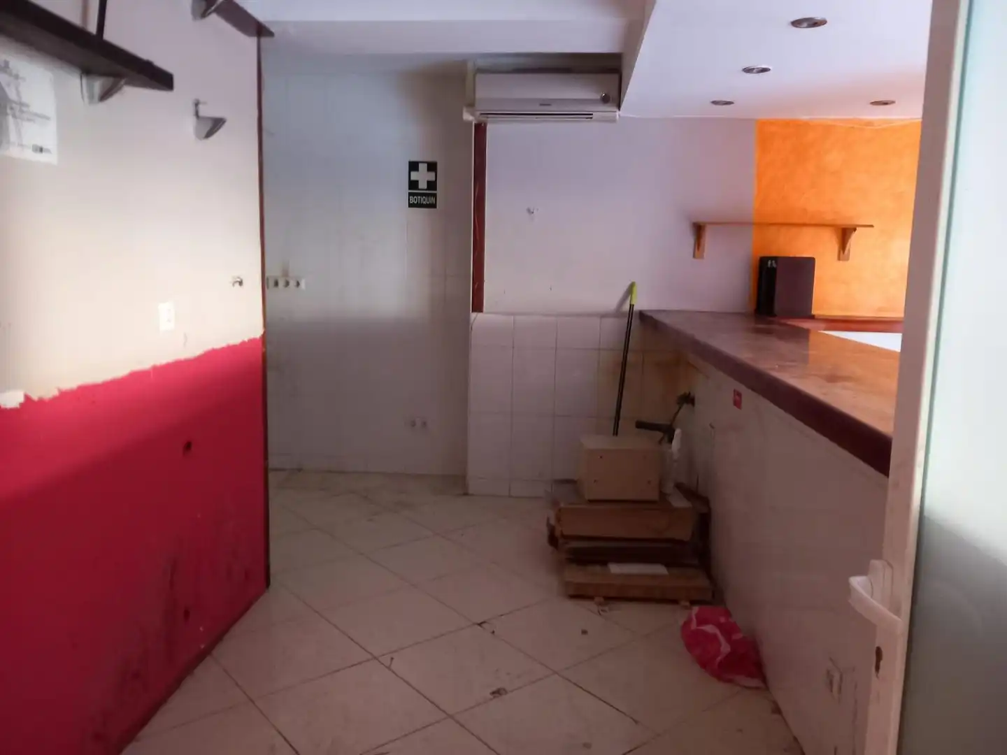 Local comercial en venta en Llevant, imagen 4