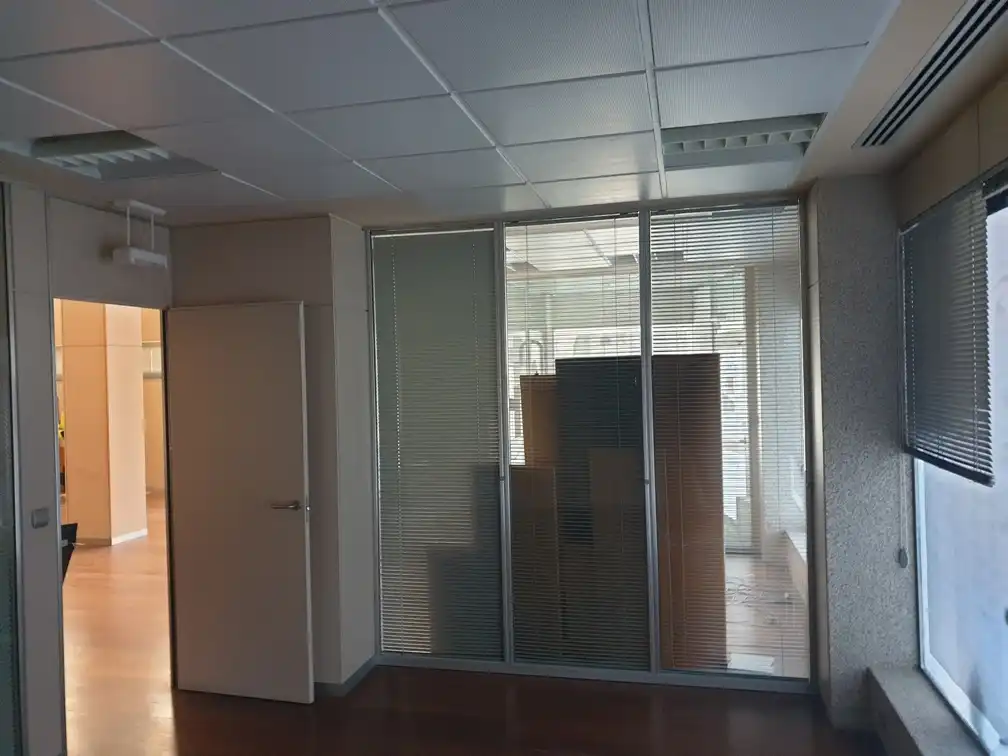 Business premises for sale in Av Cid Campeador, imagen 12