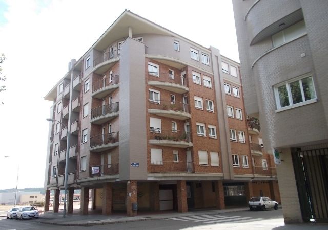 Exterior view of Flat for sale in León Capital 