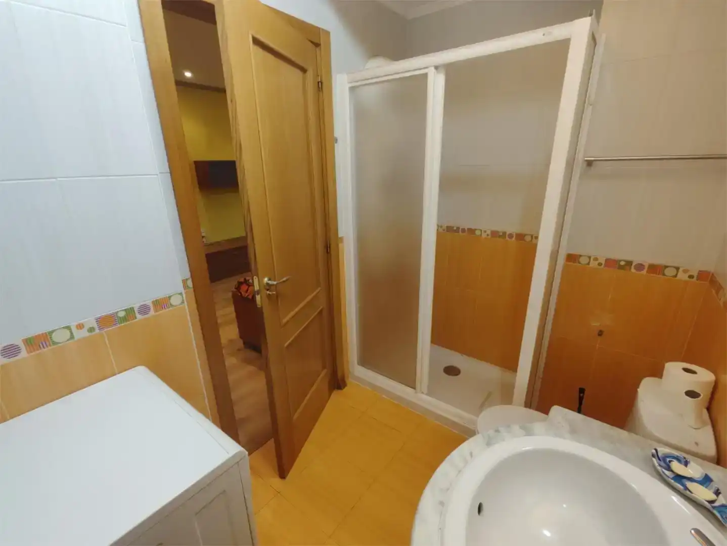 Bany de Àtic en venda en Guardo amb Parquet, Moblat i Forn