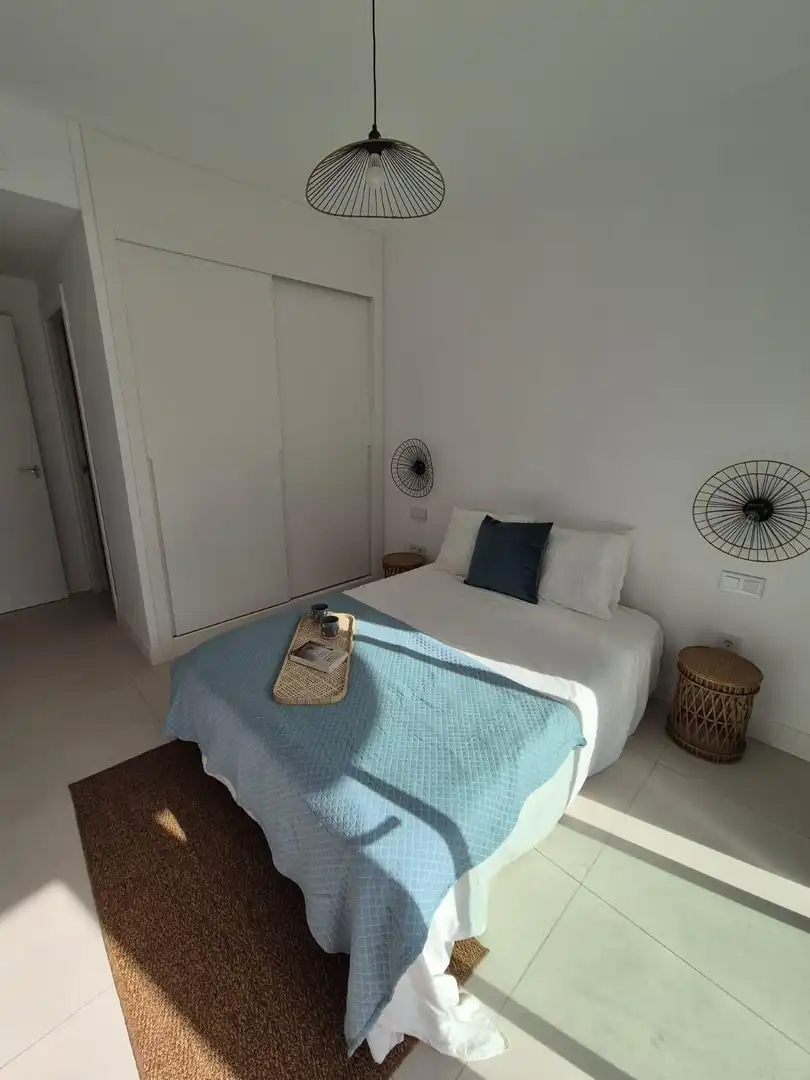 Habitación de Planta baja en venta en Fuengirola con Aire acondicionado, Calefacción y Terraza