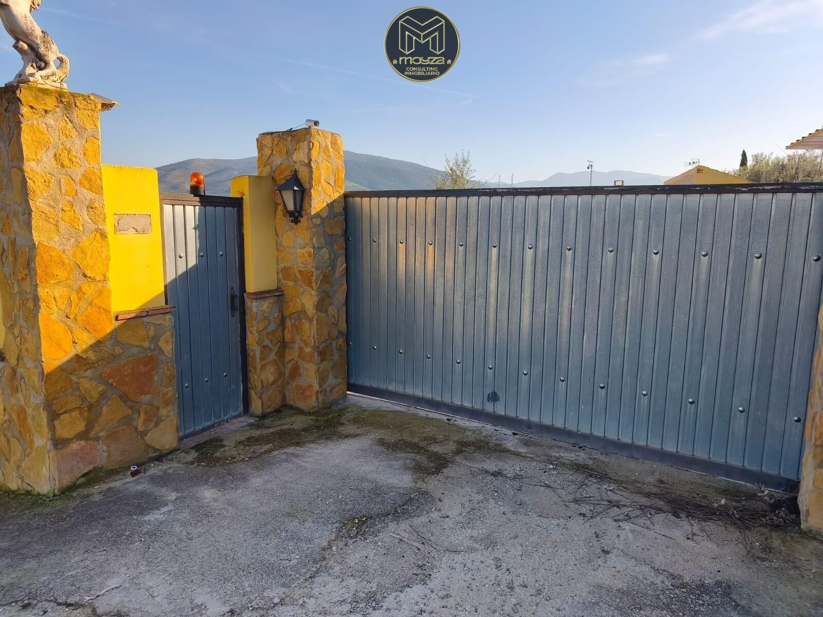 Vista exterior de Casa o chalet en venta en  Jaén Capital con Trastero