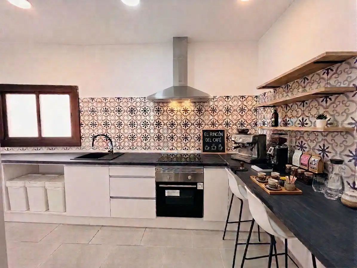 Cocina de Piso en venta en Elda con Horno