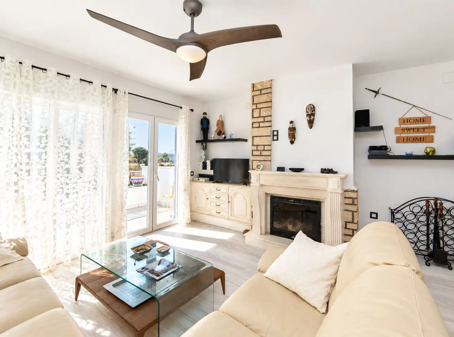 Detached house with terrace for sale in La Caleta - La Calalga -  Les Bassetes, imagen 3