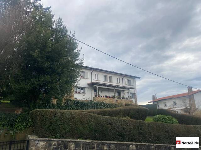 Casa adosada en Venta en Sondika