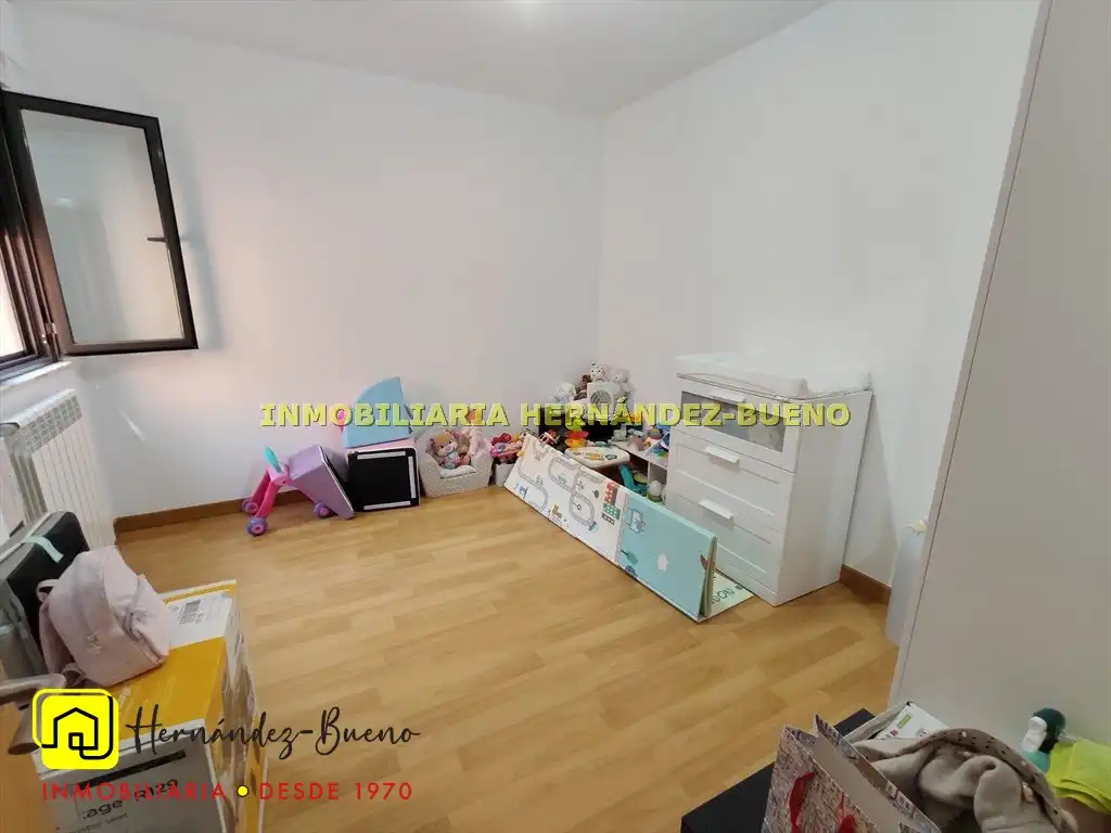 Piso en venta en Moriscos con Calefacción y Terraza