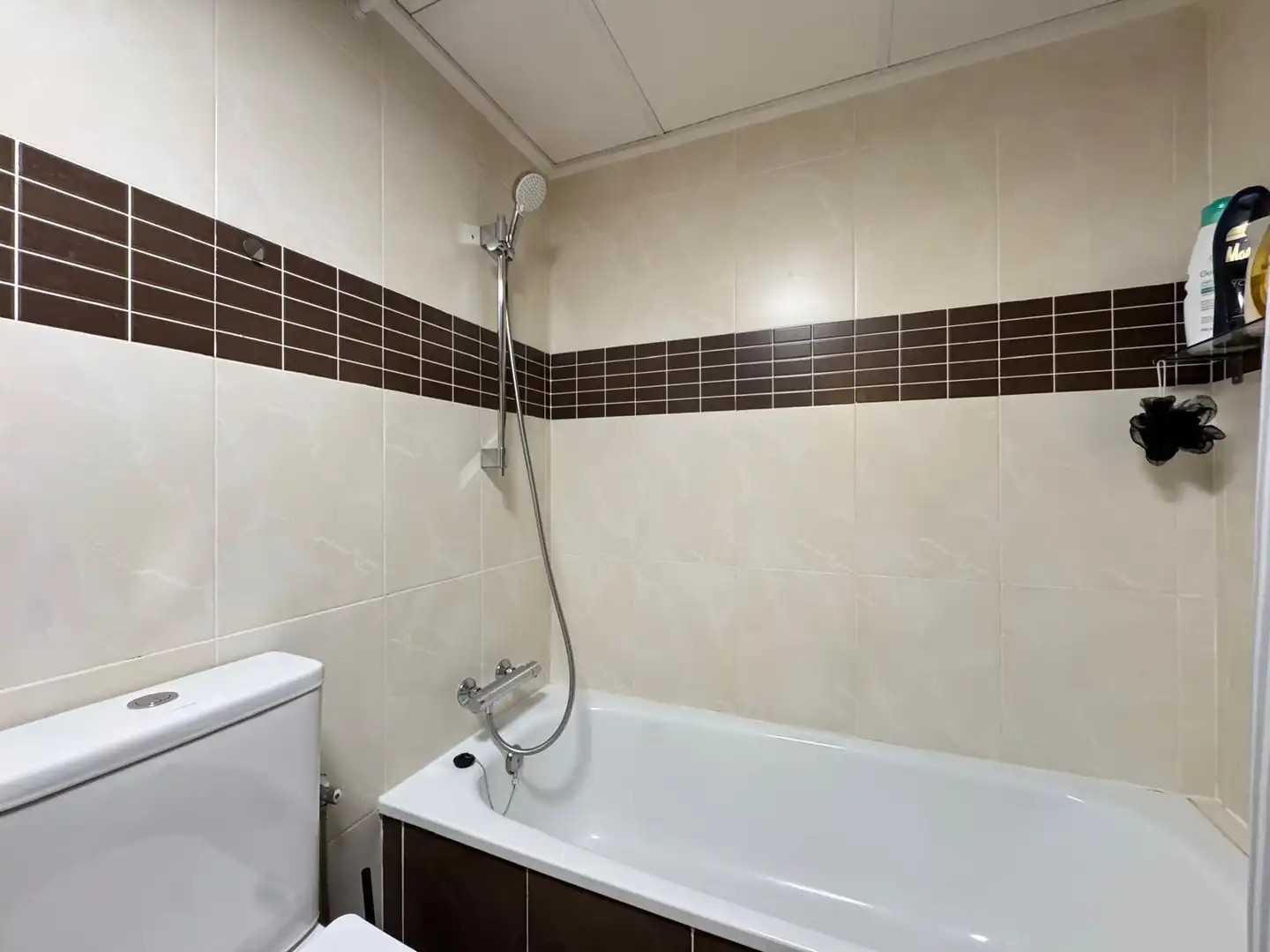 Apartamento con terraza en venta en Calle de campoamor, imagen 8