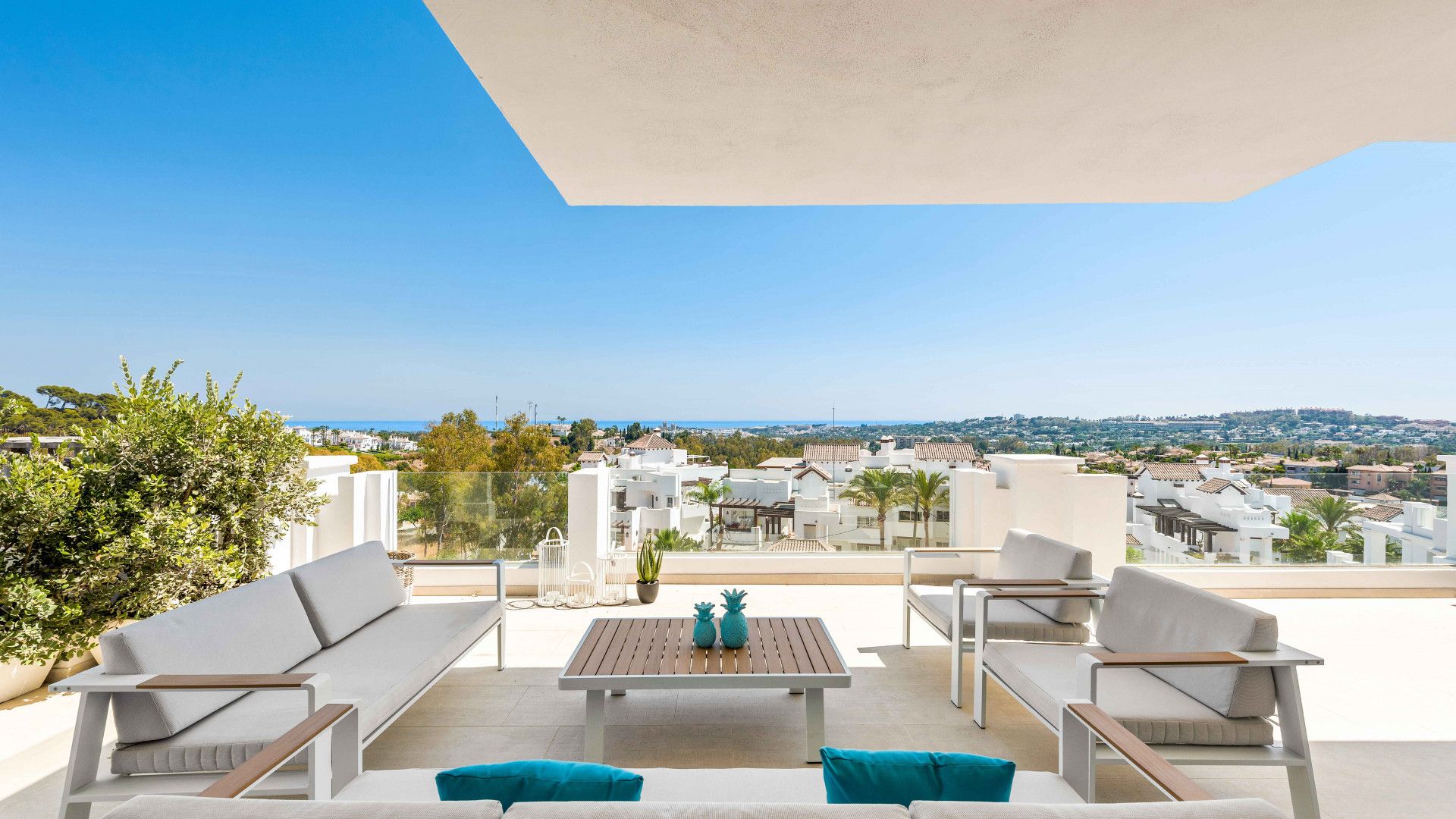Terrace of Planta baja for sale in Marbella  with Air Conditioner, Terrace and Swimming Pool