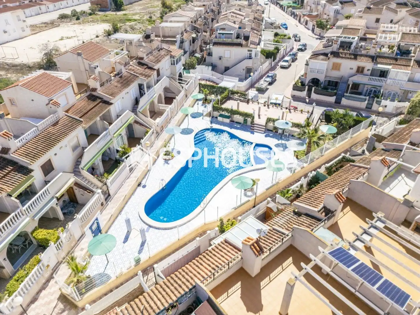 Schwimmbecken von Erdgeschoss zum Verkauf in Guardamar del Segura mit Klimaanlage, Terrasse und Balkon