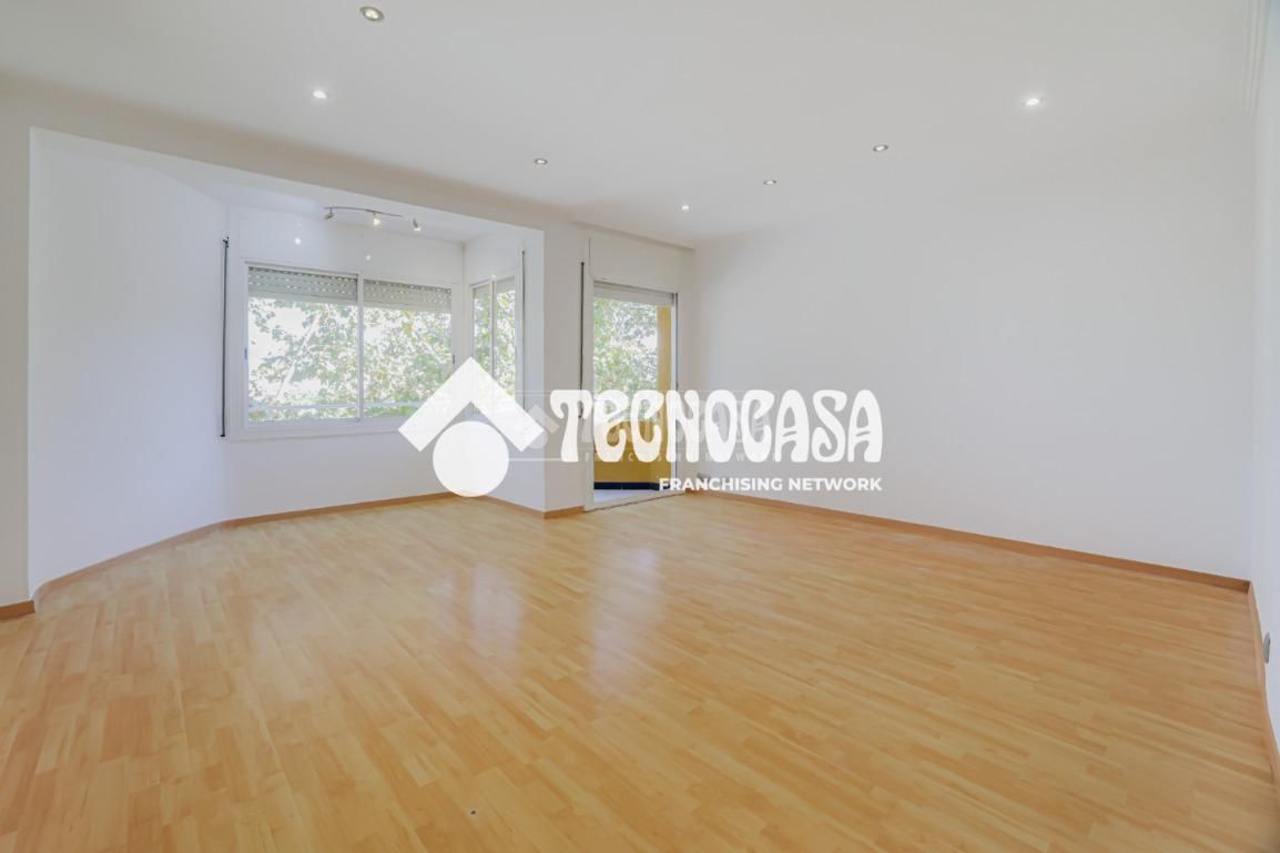 Flat for sale in Sant Adrià de Besòs