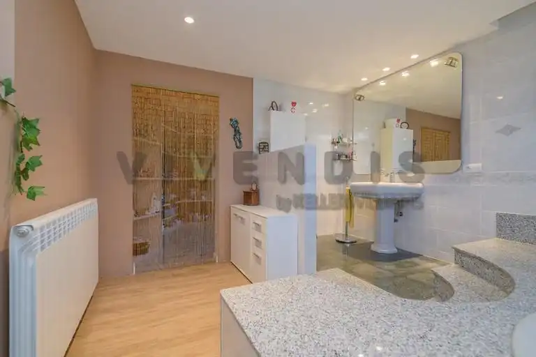 Casa amb terrassa en venda a Corbera de Llobregat, imagen 43
