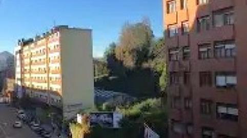 Foto 2 de Piso en venta en Oviedo - Avenida del Mar, HUCA - La Cadellada, Oviedo