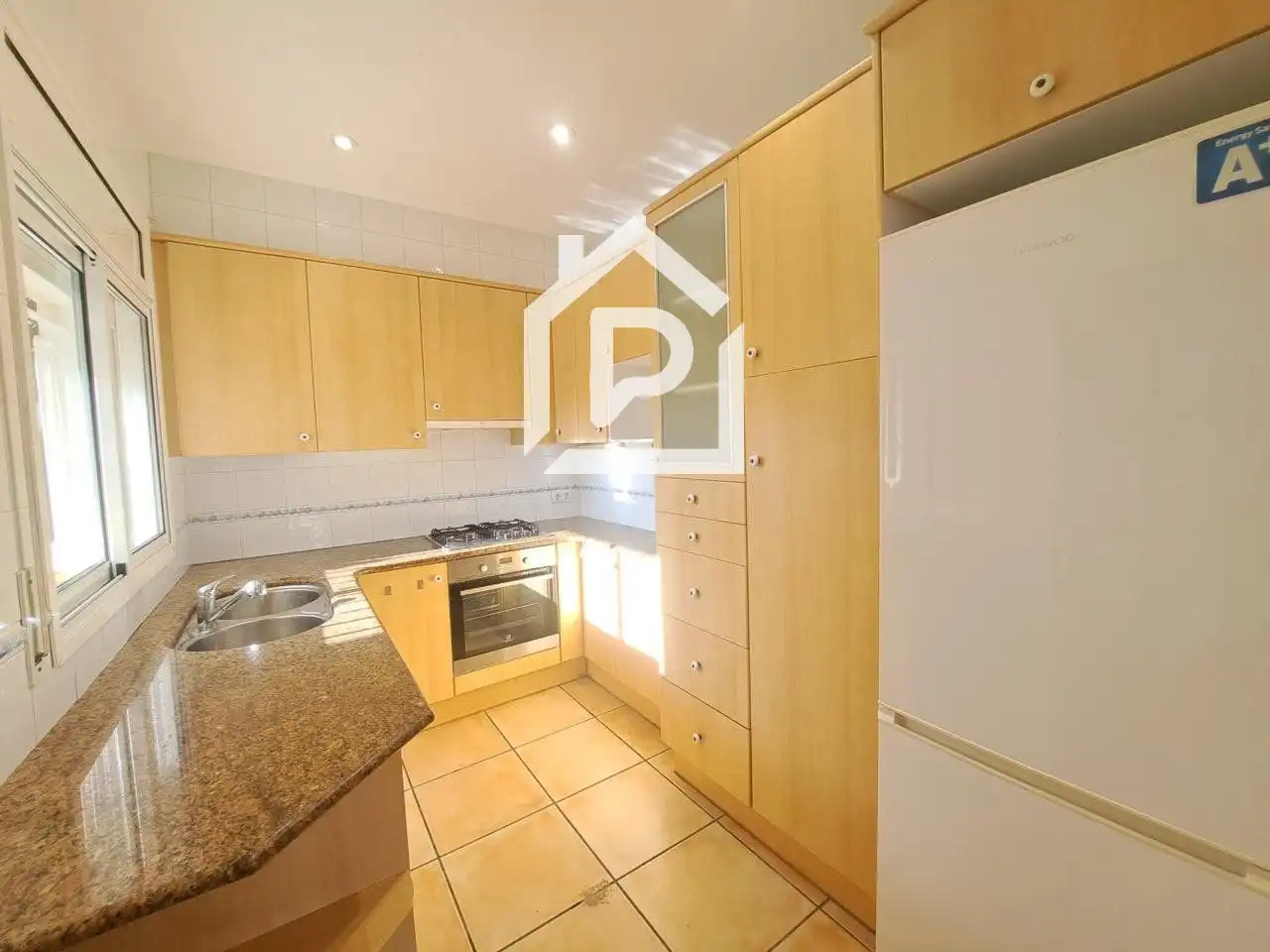 Küche von Wohnung zur Miete in El Port