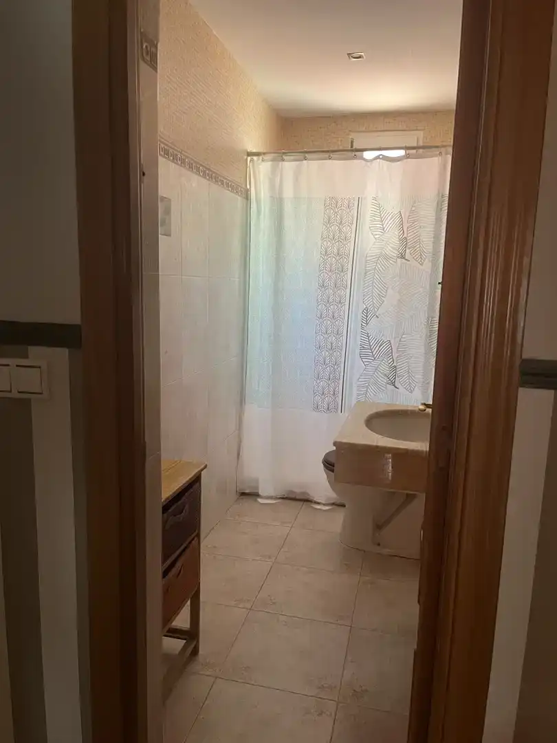 Bany de Pis en venda en Valladolid amb Parquet, Traster i Moblat