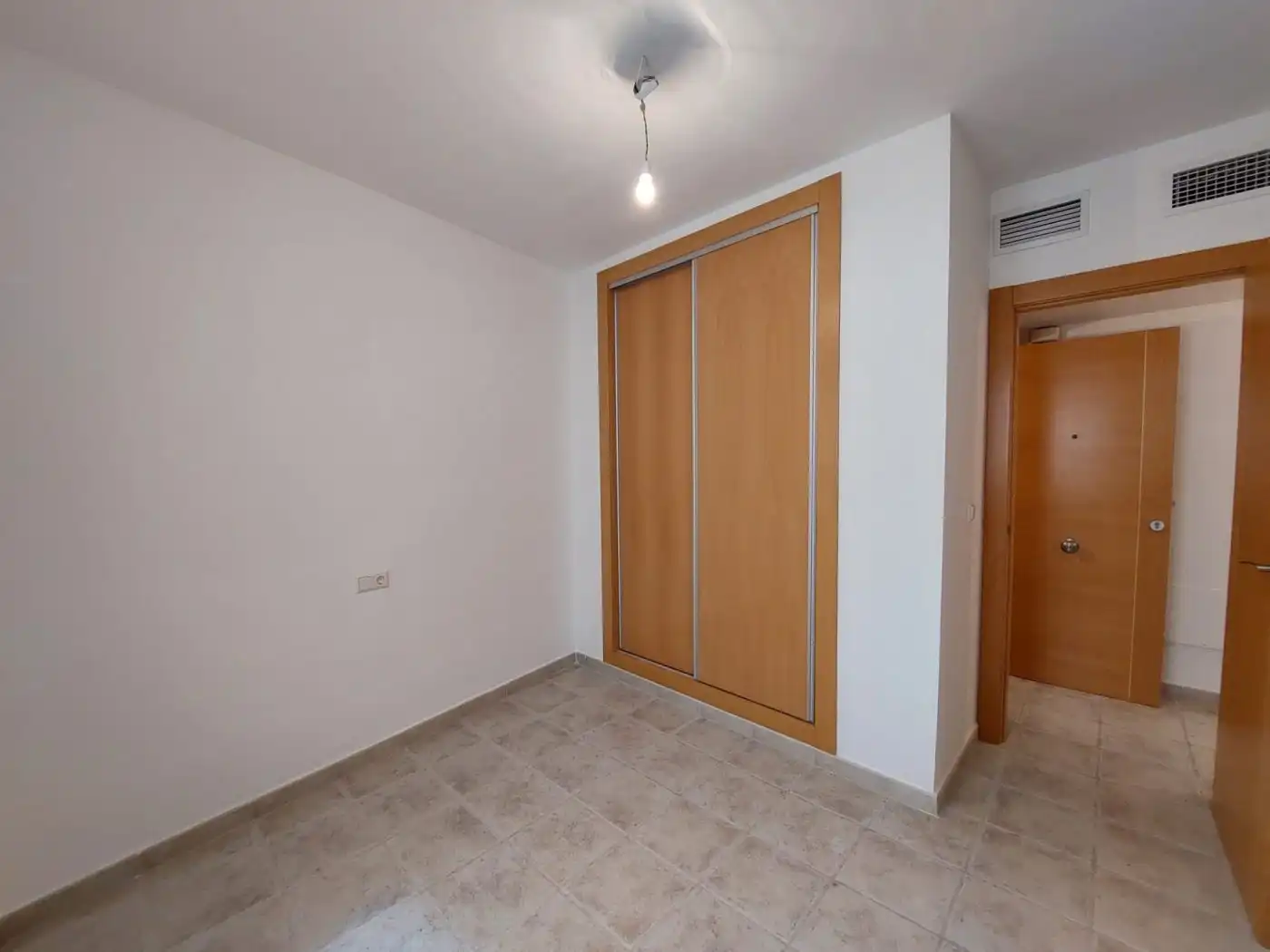 Habitación de Edificio en venta en Fortuna