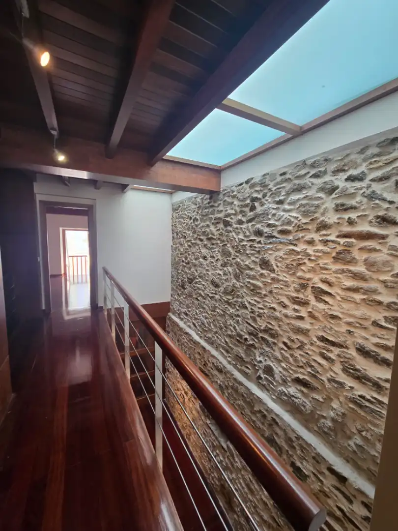 Casa adosada en venta en Viveiro con Calefacción, Parquet y Horno