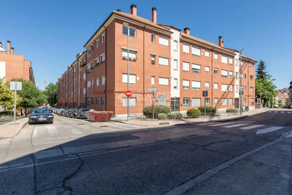 Exterior view of Flat for sale in Las Rozas de Madrid  with Air Conditioner, Heating and Storage room