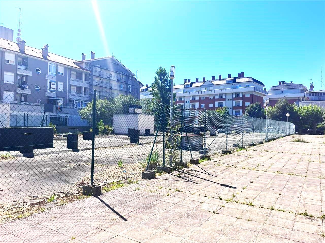 Residencial en venda a EL MONTE, Colindres