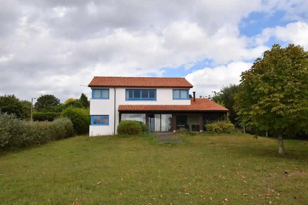 Exterior view of Houses for sale in Miño  with Heating, Parquet flooring and Storage room