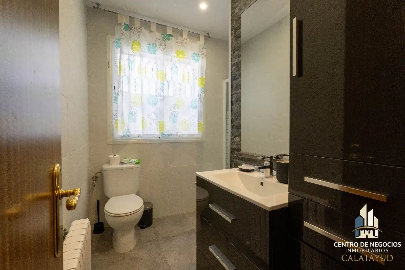 Baño de Piso en venta en Ateca con Calefacción, Trastero y Amueblado