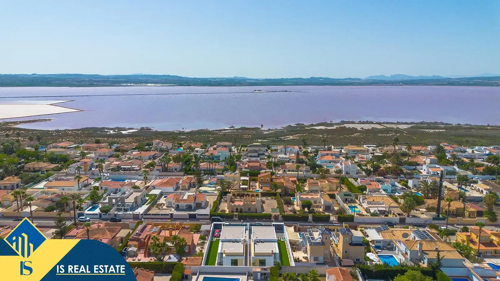 Detached house with pool for sale in Los Balcones - Los Altos