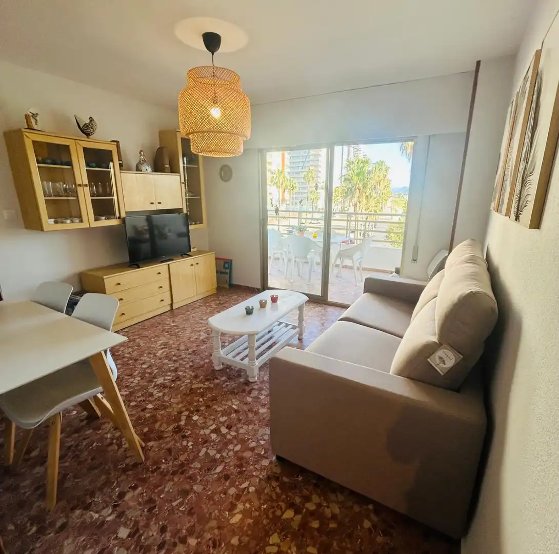 Sala de estar de Apartamento de alquiler en Cullera con Terraza, Amueblado y Piscina comunitaria