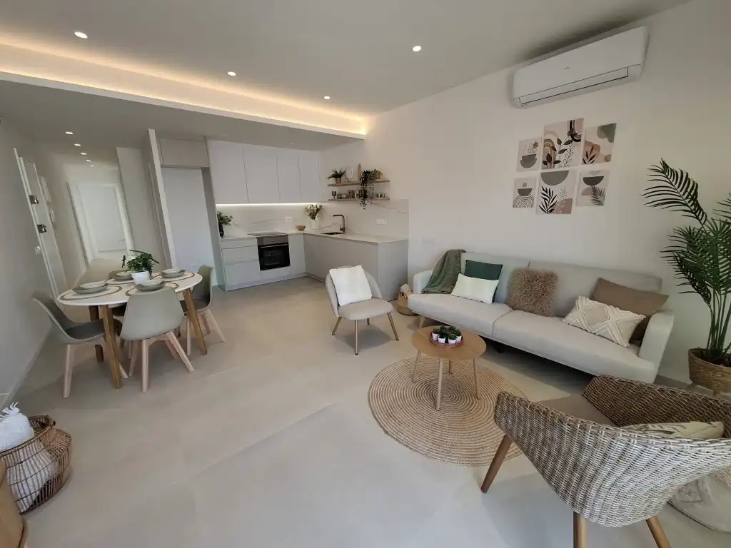 Sala de estar de Piso en venta en Pineda de Mar con Aire acondicionado