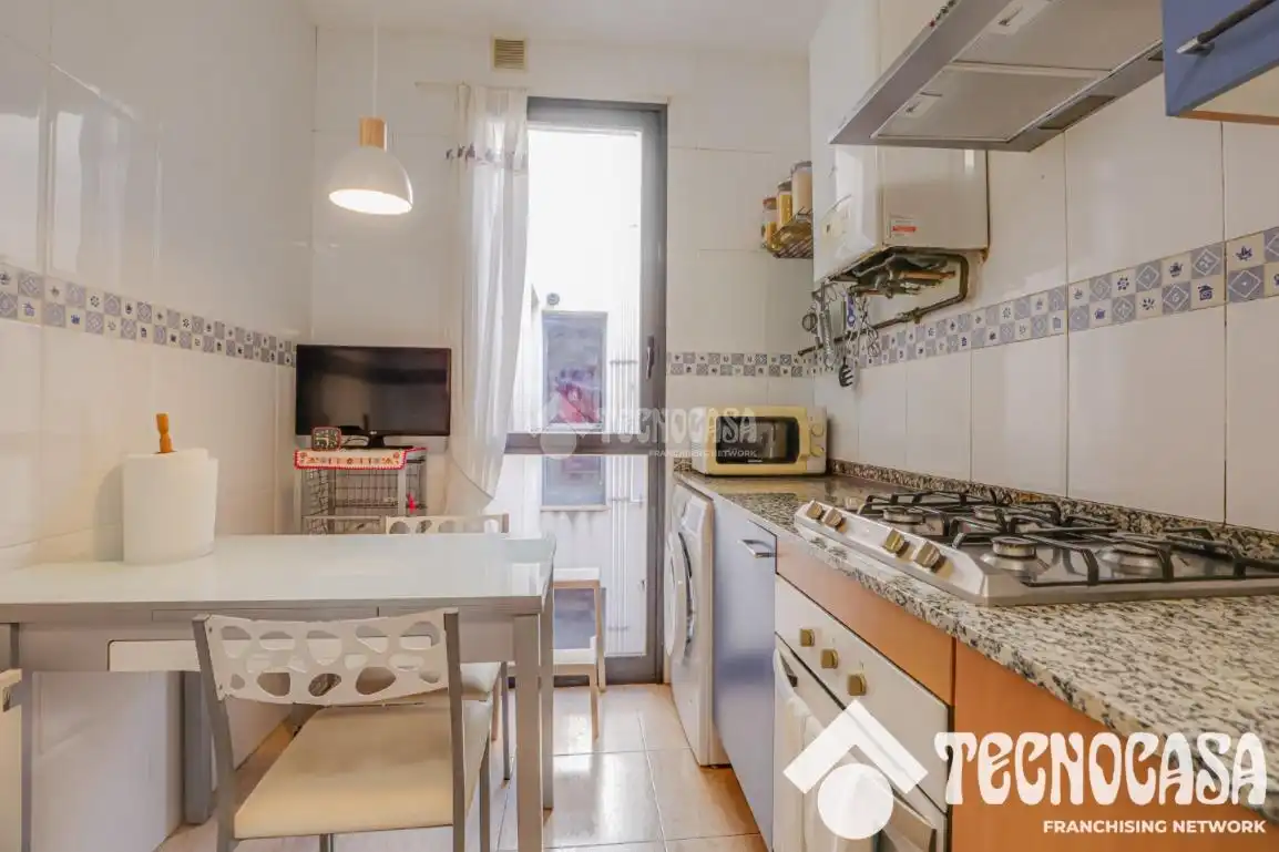 Appartamento con ascensore in vendita a Ciutat Vella, imagen 4