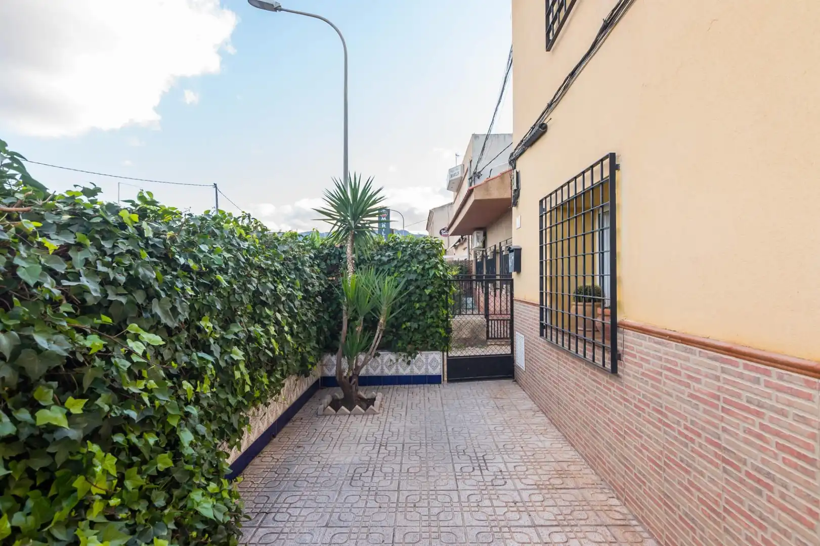 Exterior view of Houses for sale in Murcia  with Air Conditioner, Terrace and Storage room