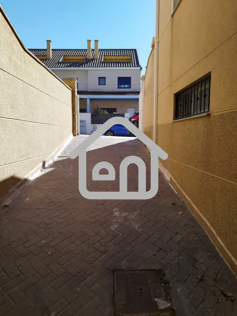 Parking of Detached homes for sale in Requena  with Terrace and Balcony