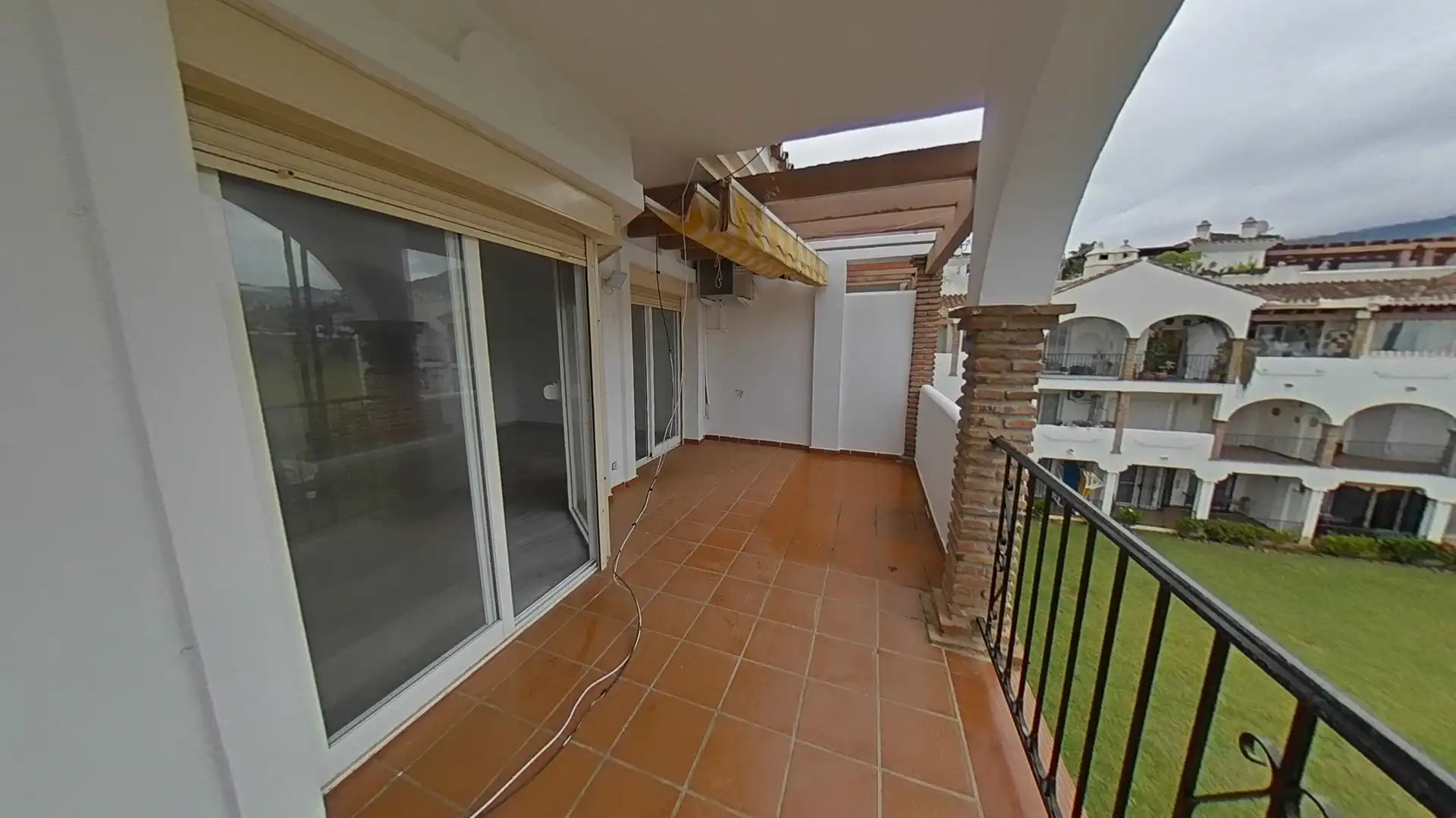 Terrasse von Dachboden zum Verkauf in Mijas mit Abstellraum und Schwimmbad