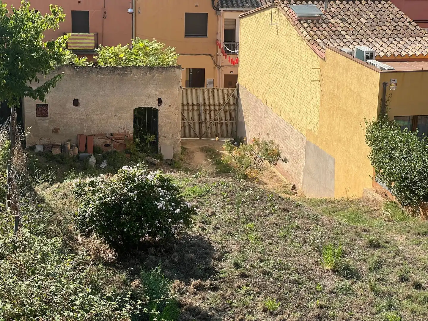 Terrenys i solars en venda a Calle Sant Feliu