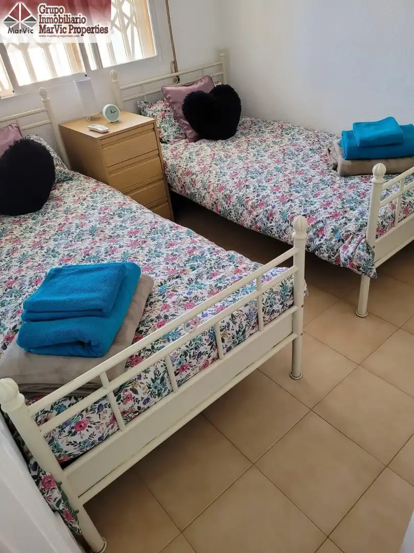 Dormitori de Casa o xalet en venda en Benidorm amb Terrassa, Piscina i Moblat