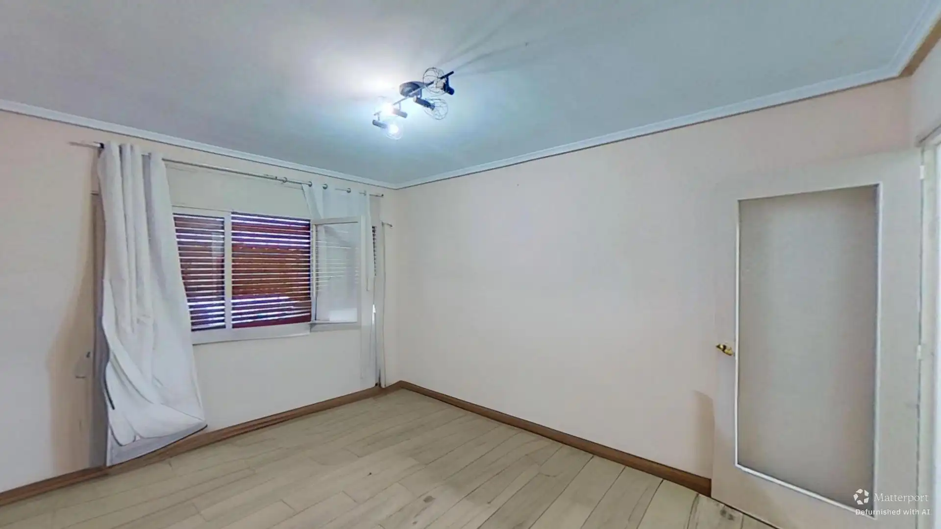 Ground floor for sale in Alicante / Alacant  with Storage room