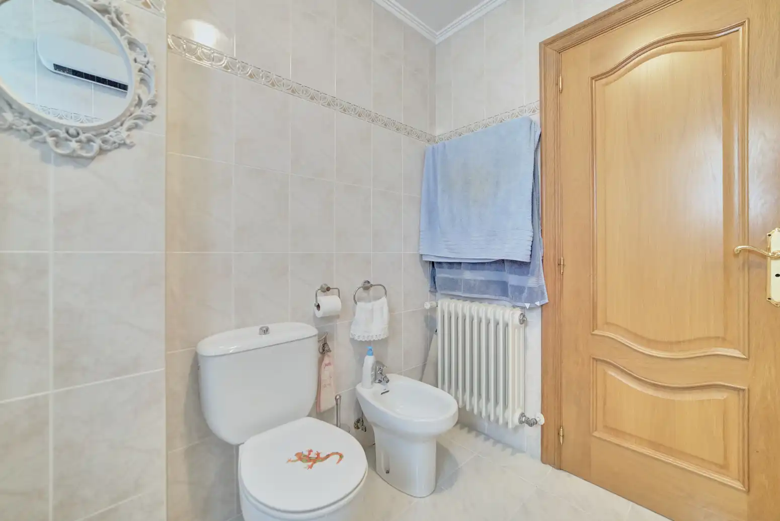 Baño de Casa adosada en venta en Ezcabarte con Calefacción, Jardín privado y Parquet