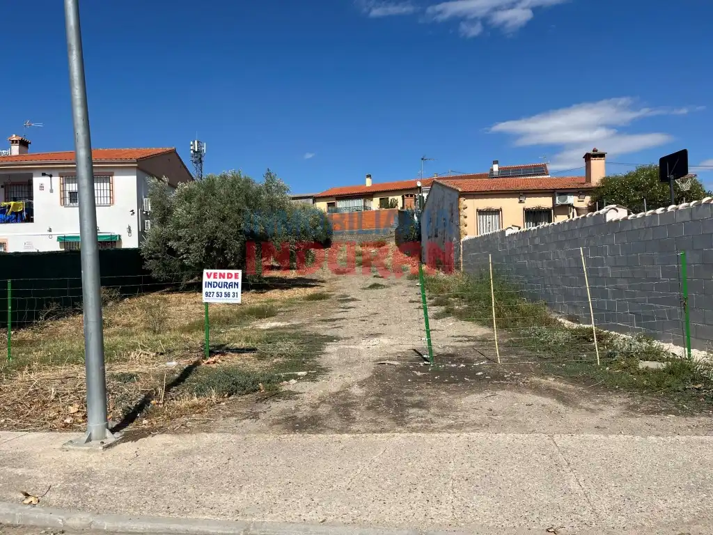 Terrenys i solars en venda a Peraleda de la Mata