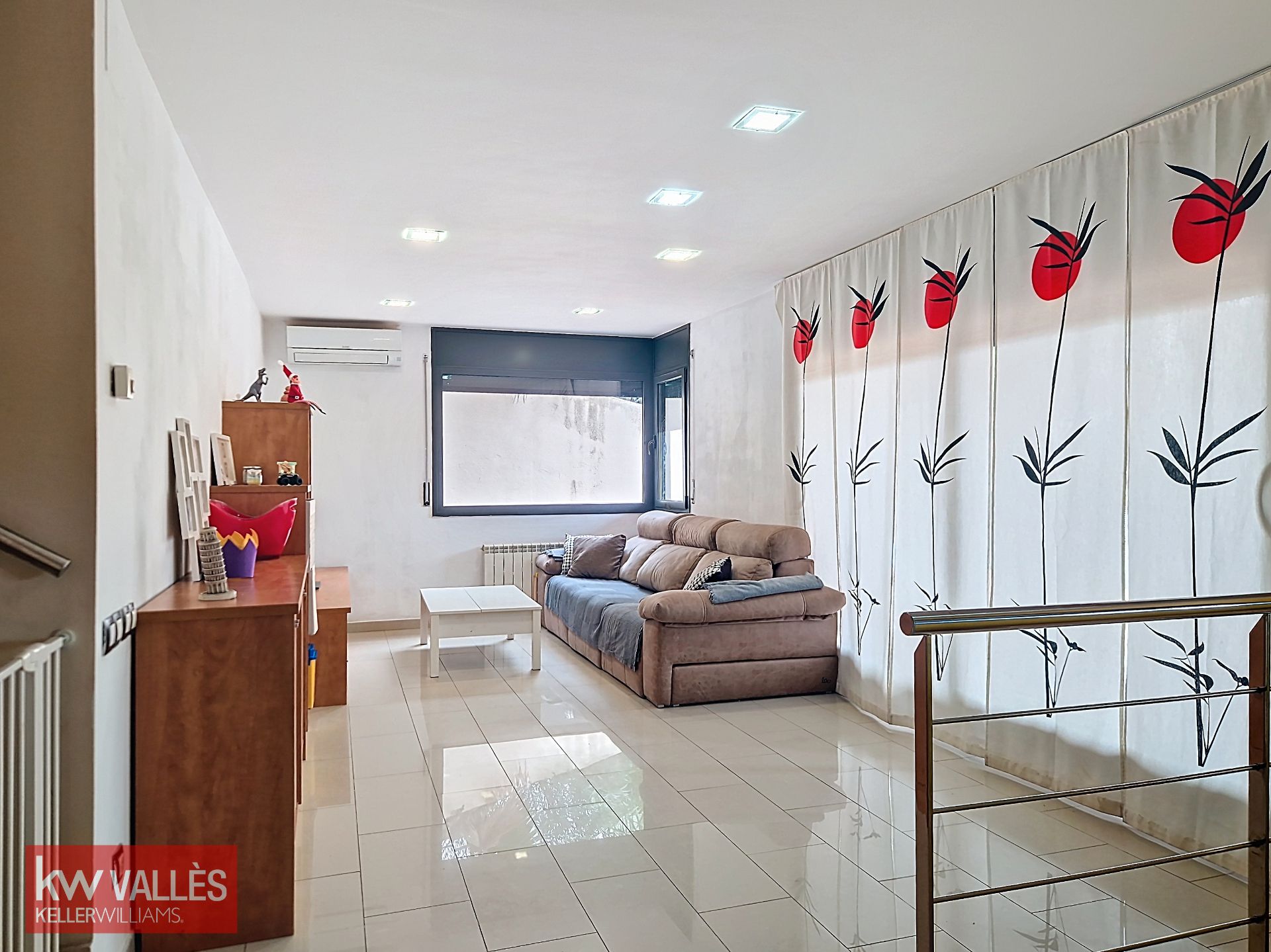 Sala d'estar de Casa o xalet en venda en Ullastrell amb Aire condicionat, Calefacció i Jardí privat