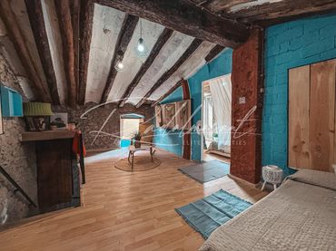 Casa rustica con balcone in vendita a Carrer Carrer Nou 10