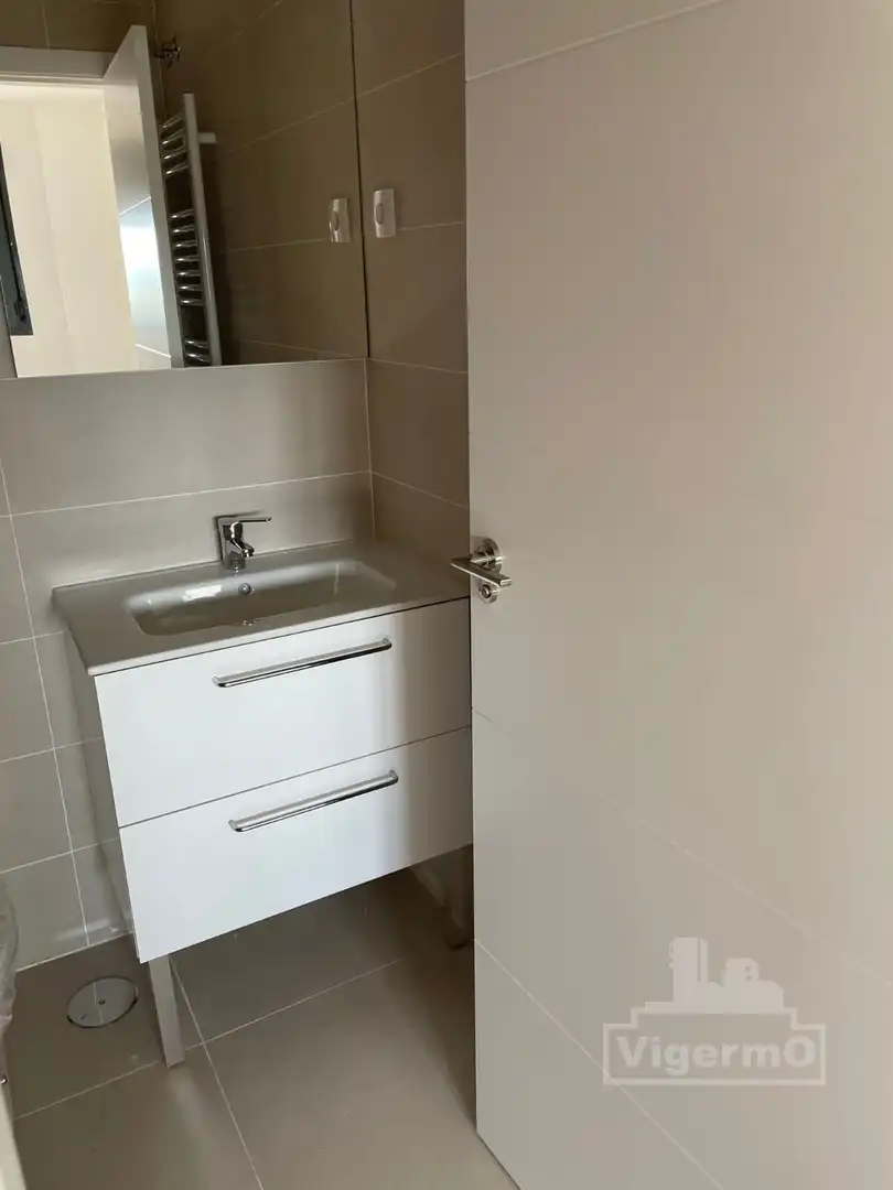 Baño de Piso en venta en Torrejón de Ardoz con Aire acondicionado, Calefacción y Terraza